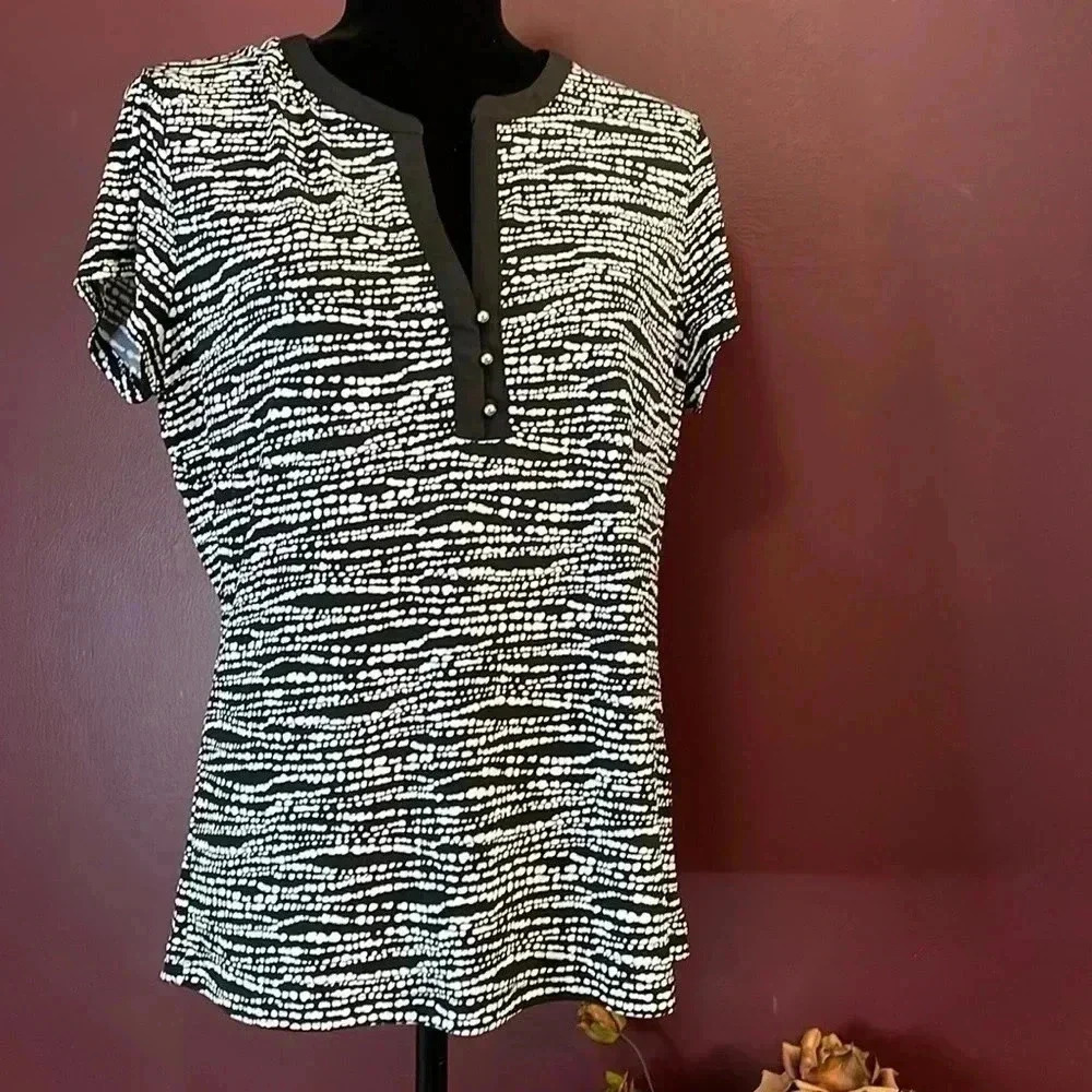 New York & Company Stretch Blouse